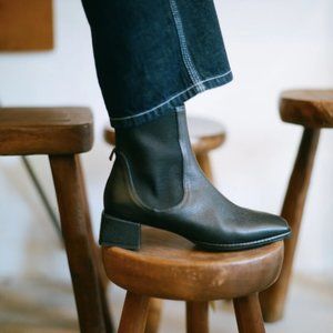 LOQ OTTAVIA BOOTS in BLACK (EU 41 US 10 )UNWORN